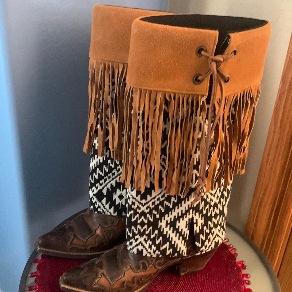 Boot Rugs. (Boots not included) black and white with brown fringe